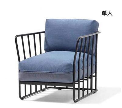 China Softly Comfortable Metal Lazy Multi-person Iron Bench Decorative Coffee Bench for sale