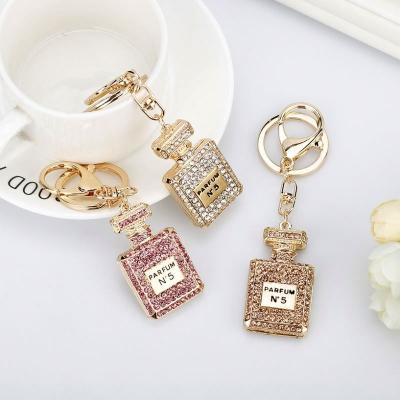 China Crystal Perfume Bottle Shape Pendant Silicone Carbiner PVC Key Chain KE y Ring Women Diamond Fashion Jewelry Gifts Car Handbag Key Holder Key Holder Rhinestone Animal Girly Key Ring part for sale