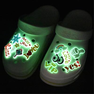 China Wholesale Luminous Night Glowing Shoes Charms Designer Charms For Popular Custom Luxury PVC Croc Sandals Charms for sale