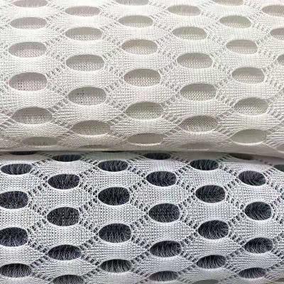 China Breathable Large Hole Monochrome Sandwich Compound Stain Bedding Mesh Fabric for sale