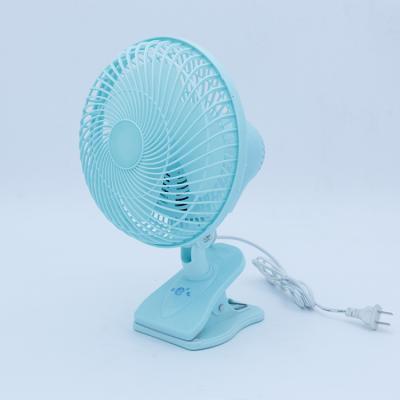 China Modern Plastic Fan 8 Inch AC DC Clip Oscillating Electric Tabletop Fan for sale