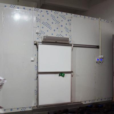 China Camlock de alta calidad o el panel de bocadillo aislado enchufable de la cámara fría de la refrigeración para la conservación en cámara frigorífica en venta