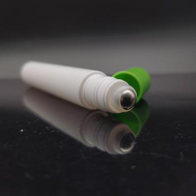 China Cosmetic packaging one round shape or three ball cosmetic pp 15ml 18ml wholesale plastic green rollerball bottle screw cap ball for sale