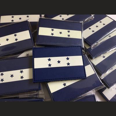 China Customized 2D or 3D Honduras Flag Glow in Dark PVC Rubber Patch with Hook and Loop Backing for sale