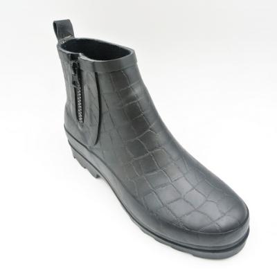 China Waterproof custom lady print rubber rainboot low for sale