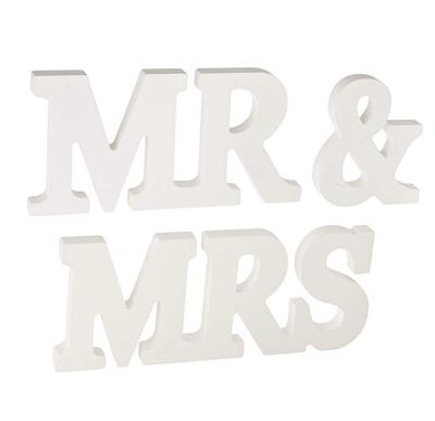 China MR MRS Europe White Freestanding Wooden Wedding Letters Sign Wedding Decoration for sale