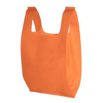 China 100% Eco-friendly PP T-shirt Handle Bag Smiling Face T-shirt Shopping Bag T-shirt Store Non-woven Bags for sale