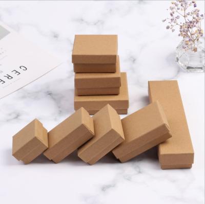 China Recycled Materials Wholesale Custom Printing Luxury White Cardboard Gift Packing Box Magnetic Gift Package for sale