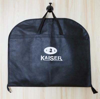 China Best Custom Made Non Woven Zipper Polyester Suit Cover Bag Travel Eco-Friendly Garment Bag for sale