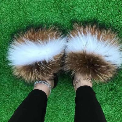 China CUSHIONING Fashionable Fashion Fur Slippers High Quality Fur Slippers And Comfortable Fur Slides For Women for sale