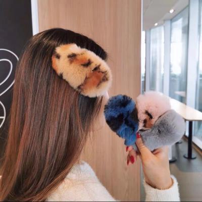 China Fashion High Quality Women's Real Rabbit Hair Hairpin Hairpin Girl Hair Accessories for sale