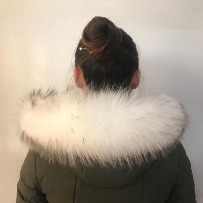 China Fashion raccoon fur fox fur ladies fashion new style real fox collar high quality fur coat collar for sale