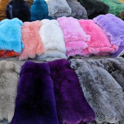 China Fashion Wholesale High Quality Real White Fur Multicolor Animal Fur for sale