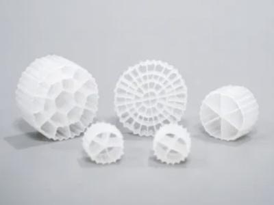 China 15 mm Cama móvil de plástico Biofilm Reactor MBBR Biofilter Medios de fluidez de la cama de relleno para el tratamiento del agua en venta