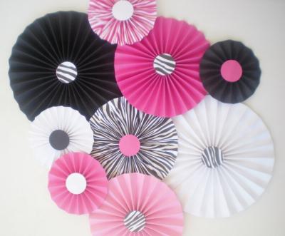 China Party Jungle Print Decoration Customized Paper Fans Backdrop For Black White Sweet 16 Table Backdrop Pink Baby Shower Bridal Shower for sale