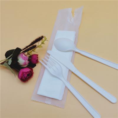 China Compostable 170MM Biodegradable Disposable CPLA Cutlery Set With Knife Fork Spoon for sale