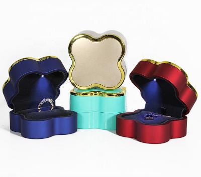 China Recyclable Clover Logo Gold Plating Jewelry Box Bangle Bracelet Necklace Box Luxury Custom Jewelry Packaging Display Box With LED Light for sale