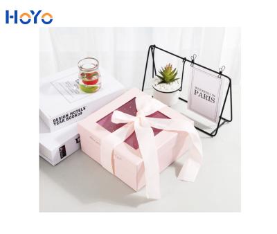 China Recyclable Transparent Window Box And Square Earth Cover Flower Rose Packaging Gift Box for sale