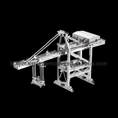 China DIY TOY 3D Metal Wharf Crane Model Puzzle Games Machine for sale