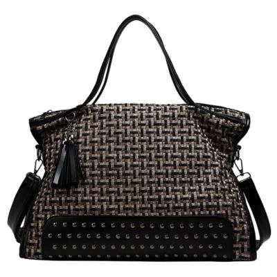 China New fashion braided female one shoulder bag fashion large capacity handbag body rivet cross tote bag for sale