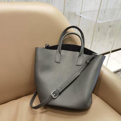 China Fashion 2021Autumn and winter new style leather large capacity women's diagonal bag soft one-shoulder bucket bag shopping handbag for sale