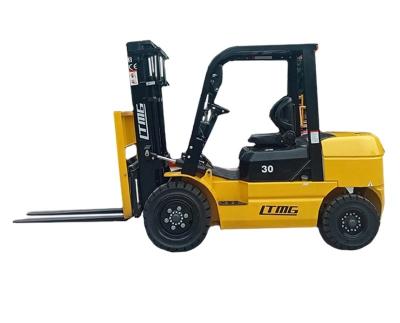 China Europe 3 EUR 5 EPA engine forklift price for hotels 3 ton diesel forklift with optional accessories for sale