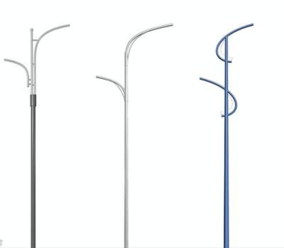 China 3M-6m Hot Dip Zinc Street Light Pole Double Arms Bright Lighting Street Light Post Bracket Poles Outdoor for sale