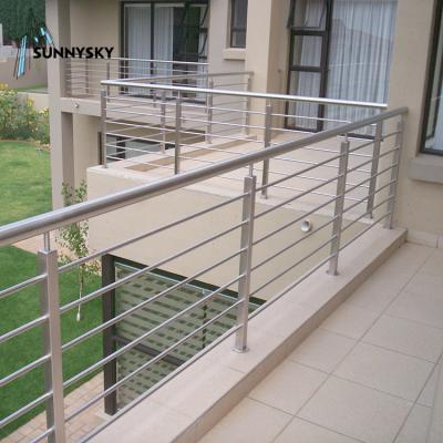 China Balcony Balustrade Design Stainless Steel Balustrade Modern Outdoor Glass Fence Railing for sale