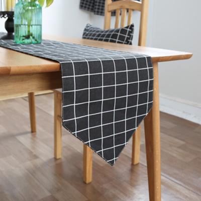 China Geometric Modern Stripe Multi-size Autumn Table Runners For Home Decoration Dining Tea Coffee Table Runners for sale