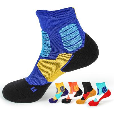 China Coolmax Factory Mens Sustainable Bottom Compression Short Towel Custom Running Socks For Sport for sale