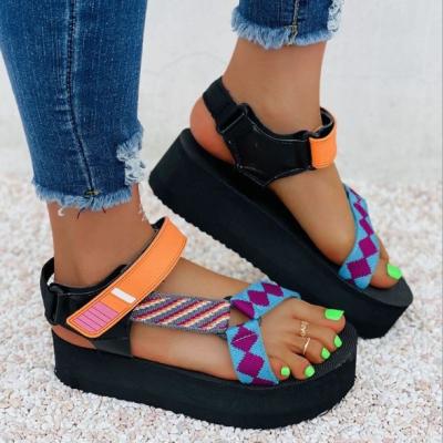 China 2021 Women's Shoes Unique Thick Roman Anti-slippery Sandals Embroidered Retro Sandals Women's Platform Sandals for sale