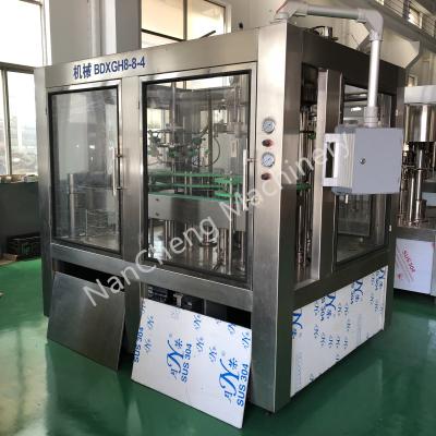 China Máquina de embotellado del agua mineral de la pantalla táctil, 3 en 1 máquina de rellenar en venta