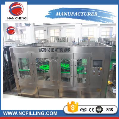 China Máquina de rellenar automática del agua potable, acero inoxidable embotellador 304/316 del equipo del agua en venta