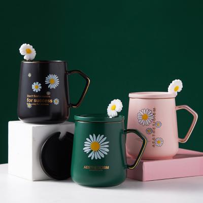 China Small Daisy Creative Couple Cup Customized Viable Logo Ceramic Milk Coffee Mug with Lid Spoon for sale