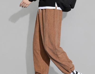 China Custom Blank Anti-wrinkle Street Wear Casual Sporty Corduroy Joggers Men for sale