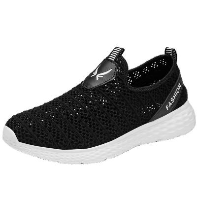 China Plus Size Anti-Slippery Knit Fabric Upper Breathable Mens Sports Shoes Sneakers Mens Running Shoes for sale