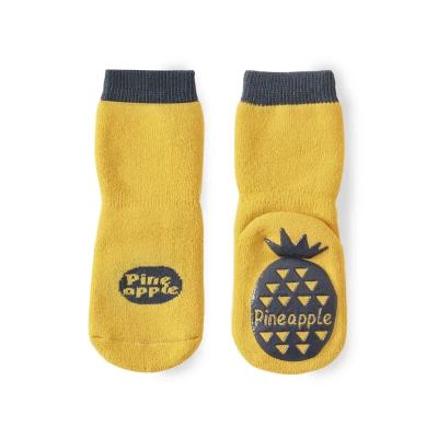 China Baby Breathable Winter Cotton Thick Socks With Rubber Baby Kids Unique Printed Socks for sale