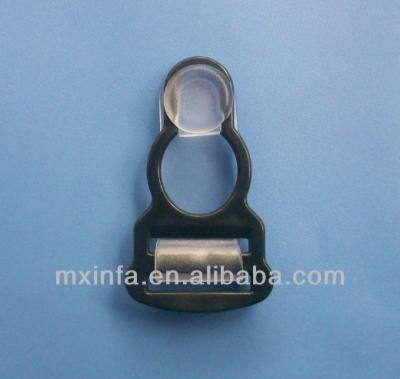 China Plastic Underwear Black Color Suspender Clips for sale