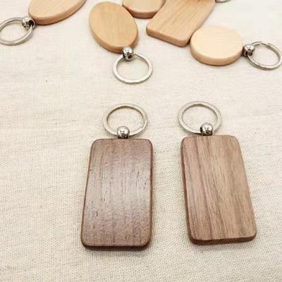 China Custom Solid Wood Key Chain Decoration Left to Itself for Friends and Classmates Gift Decoration Pendant Wear Souvenirs for sale