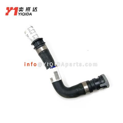 Chine 30636952 Refroidisseur pour tuyau de radiateur automobile Pour Volvo V50 S40 C70 C30 à vendre