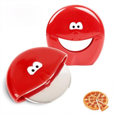 China Custom Logo Stocked Super Sharp 3 Inch Stainless Steel Blade With Protective Plastic Guard Cover For Pizza Pastry Bread Tool for sale