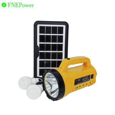 China Durable and Long Lasting Home Travel LED Portable Solar Power Lighting System Kit Outdoor Fast Charger Multi-Specifications for sale