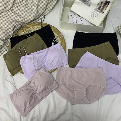 China Cheap Breathable Hot Selling Seamless Underwear Set For Women High Elastic Teenage Cotton Comfortable Wholesale Bras And Penty Set for sale