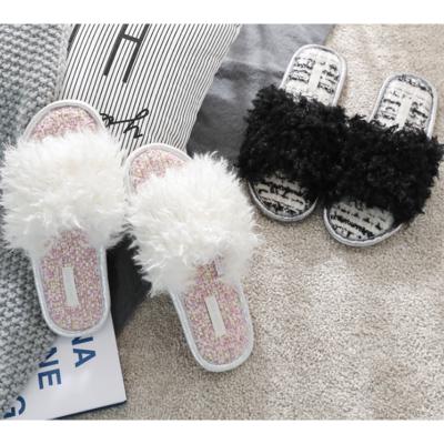 China New Fashion Women Flat Slippers Lightweight Custom Color Soft Comfortable Female Flat Slippers for sale