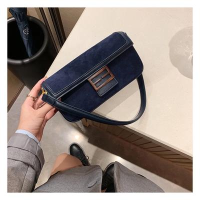 China Summer Waterproof Magnetic Simple Classic Handbag Ladies Buckle Shoulder Black Retro Clutch Bags for sale