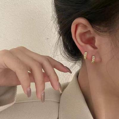 China KISSWIFE NEW High Quality Sliver Gold Thin Layer Ear Cuff Non-Puncture Punk Chains Clip On Huggie Earrings For Women Jewelry for sale