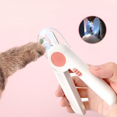 China Viable Cat Dog Nail Cutters Trimmer Pet Nail Cutters with LED Light to Avoid Too Deep Engraving Hidden Nail for sale