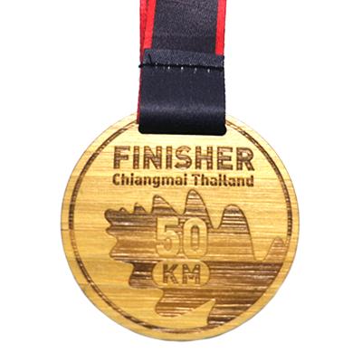 China Europe Newest Design Custom Wooden Marathon Trophy Medals Logo Holder Medal Display Medal Wood for sale