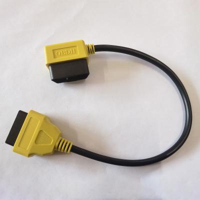 China Varón universal durable de la longitud de cable de extensión OBD2 los 0.3m a la hembra en venta