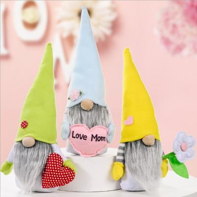 China 2021 Newest Wholesale 2021 Cloth Love Heart Dwarf Gnome Creative Doll Love Gift Cute Doll Decoration for sale